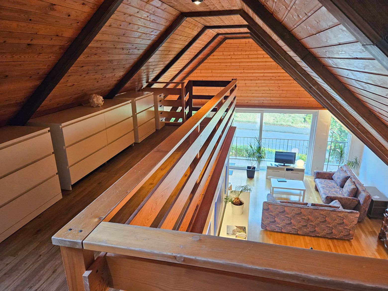  Furnished 3.5-Room Apartment With Balcony And Parking Space In A Quiet Location - Ready For Immediat  -  Furnished 3.5-room apartment with balcony and parking space in a quiet location - ready for immediate occupancy  - Gallery -  9