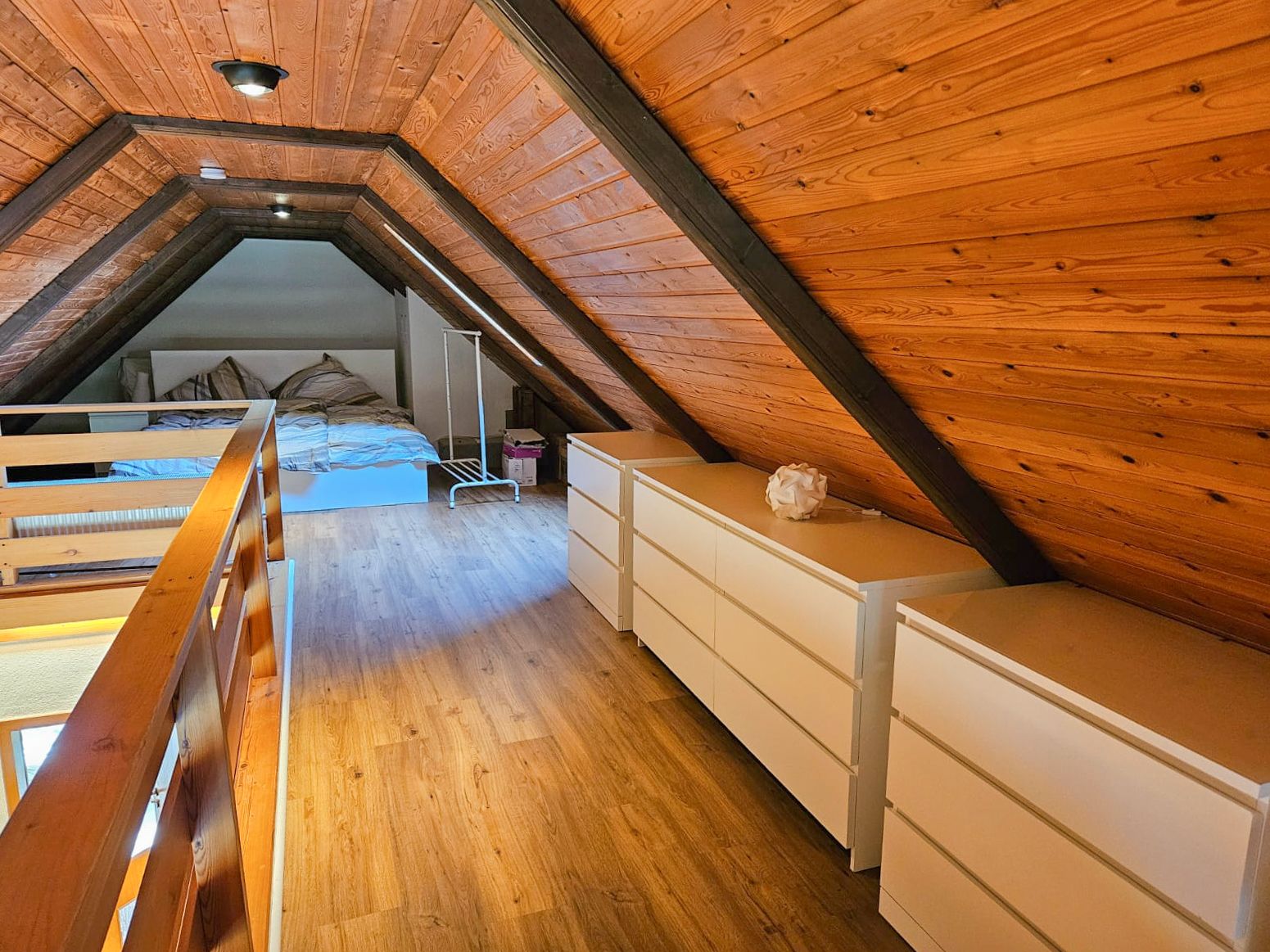  Furnished 3.5-Room Apartment With Balcony And Parking Space In A Quiet Location - Ready For Immediat  -  Furnished 3.5-room apartment with balcony and parking space in a quiet location - ready for immediate occupancy  - Gallery -  8