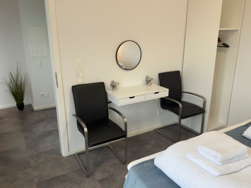 Modern 135 m² Penthouse with Balcony, A/C & Views – Near Cologne/Bonn Airport - Gallery - 23