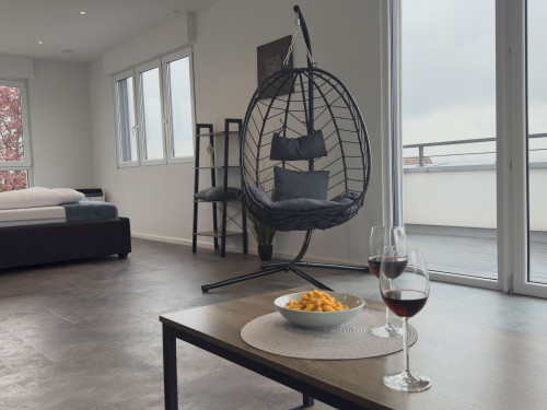 Modern 135 m² Penthouse with Balcony, A/C & Views – Near Cologne/Bonn Airport - Gallery - 6
