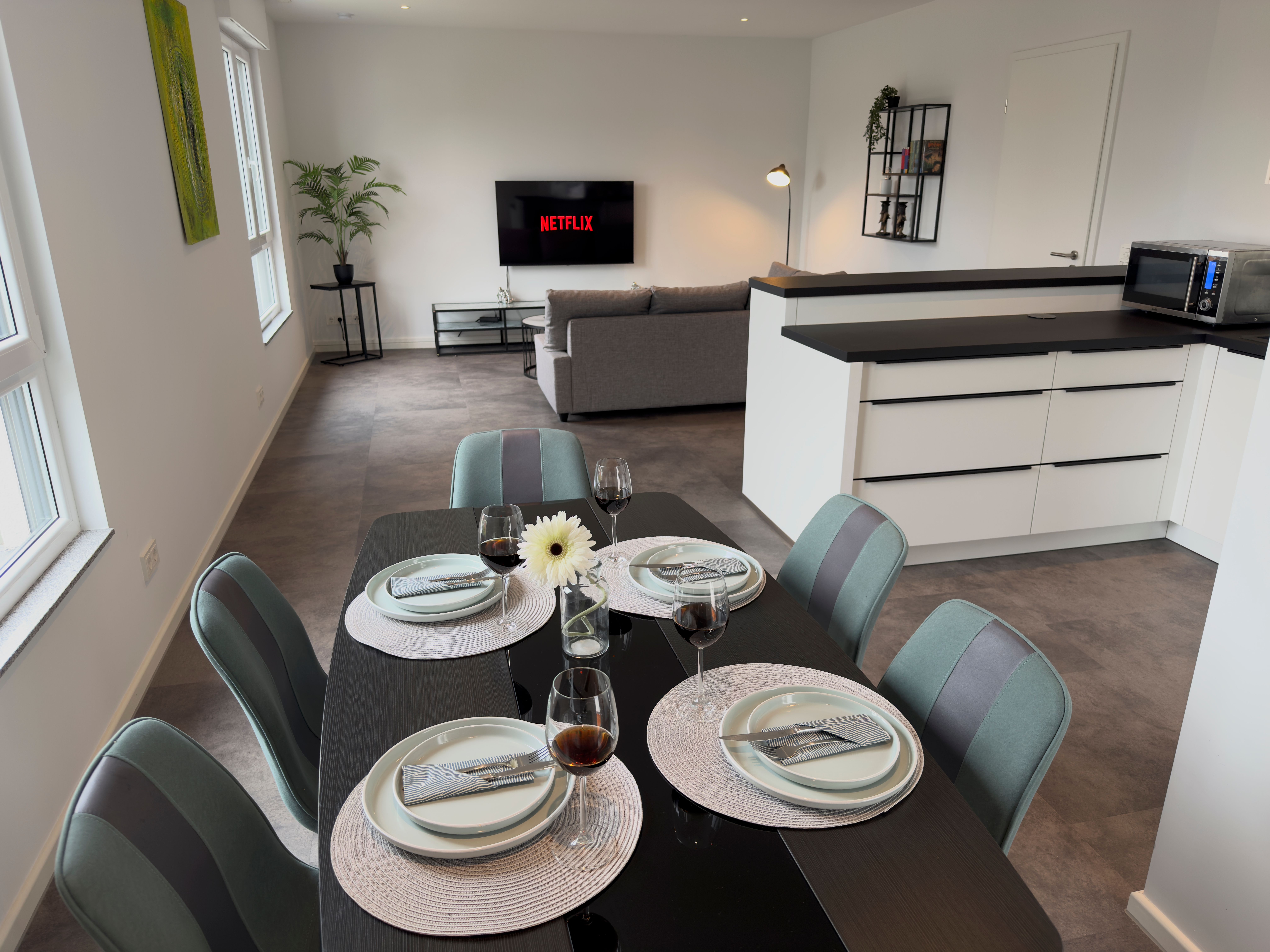 Modern 135 m² Penthouse With Balcony, A/C & Views – Near Cologne/Bonn Airport - 1