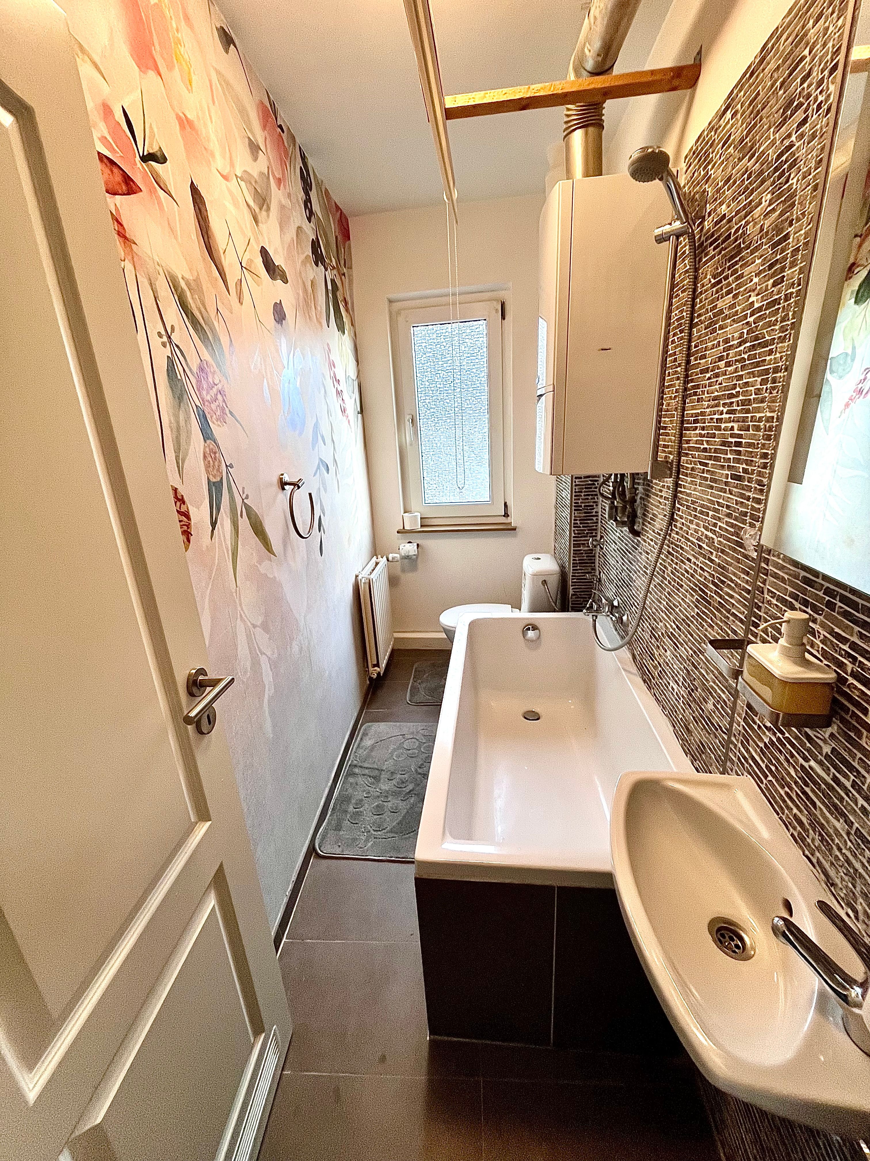  Great Suite In Popular Area  -  Great suite in popular area  - Gallery -  19