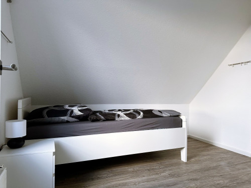 Сomfortable 6 bedroom house - Gallery - 23