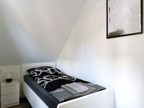 Сomfortable 6 bedroom house - Gallery - 25