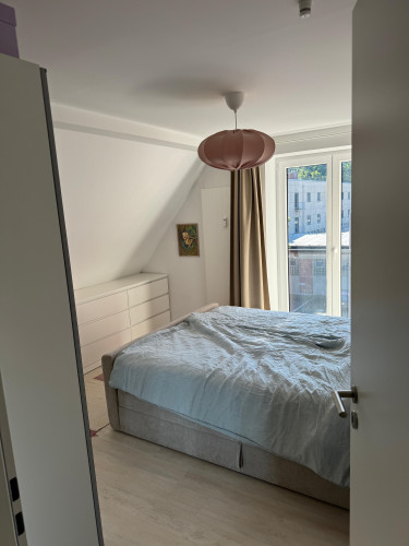 **Beautiful Maisonette Apartment in Prime Location in Cologne for rent