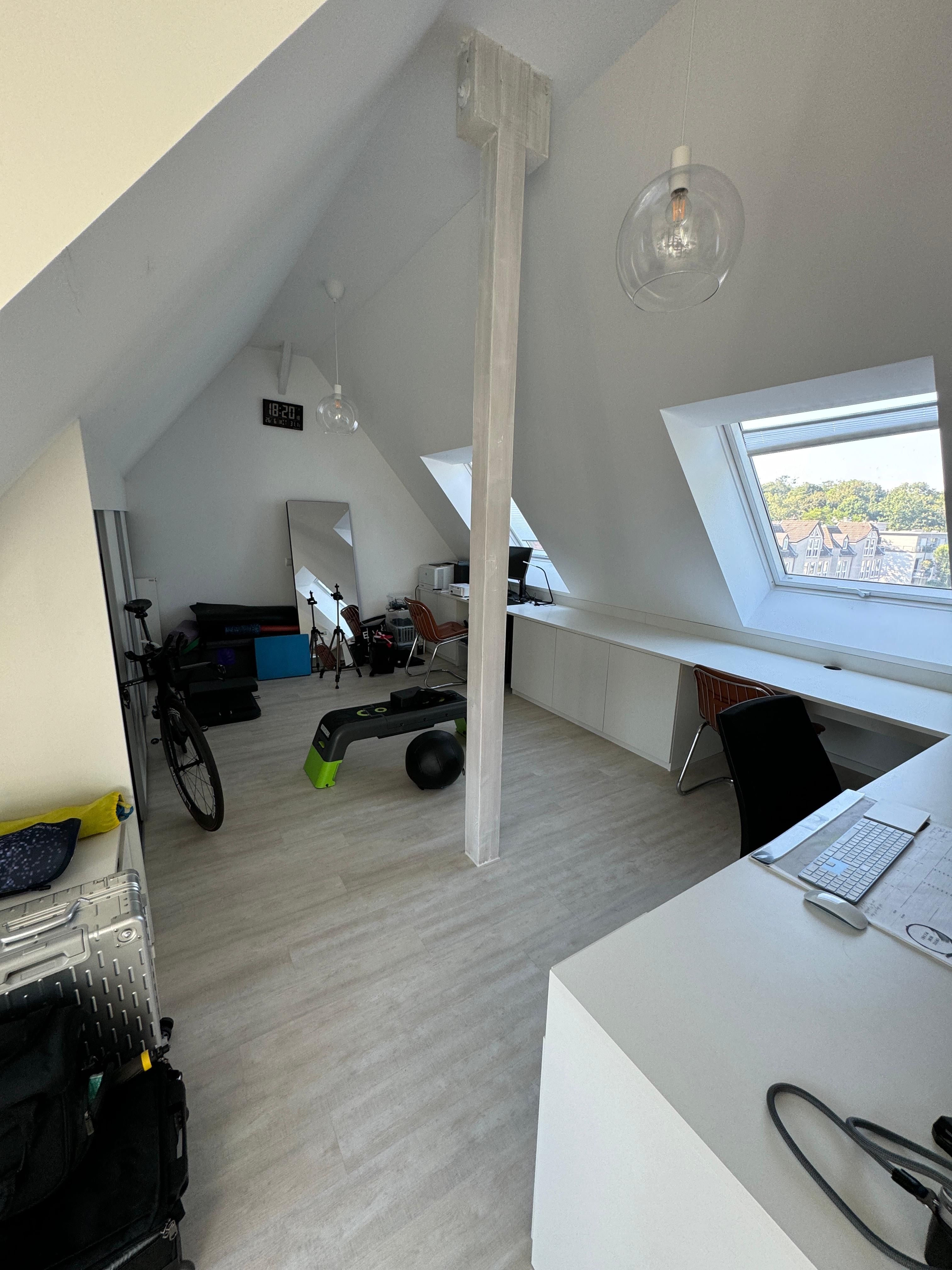 **Beautiful Maisonette Apartment In Prime Location In Cologne For Rent - **Beautiful Maisonette Apartment in Prime Location in Cologne for rent - Gallery - 8