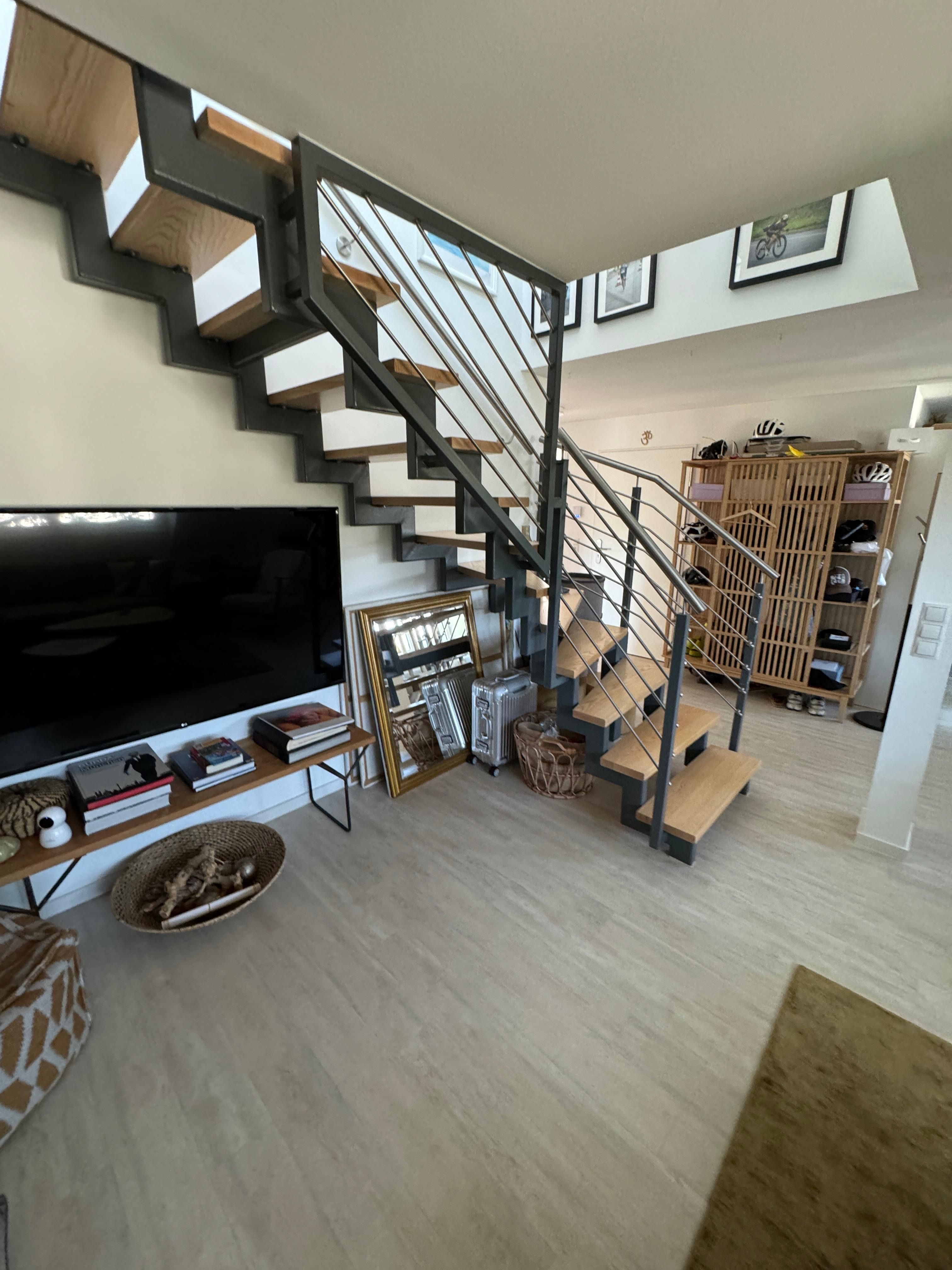 **Beautiful Maisonette Apartment In Prime Location In Cologne For Rent - **Beautiful Maisonette Apartment in Prime Location in Cologne for rent - Gallery - 20