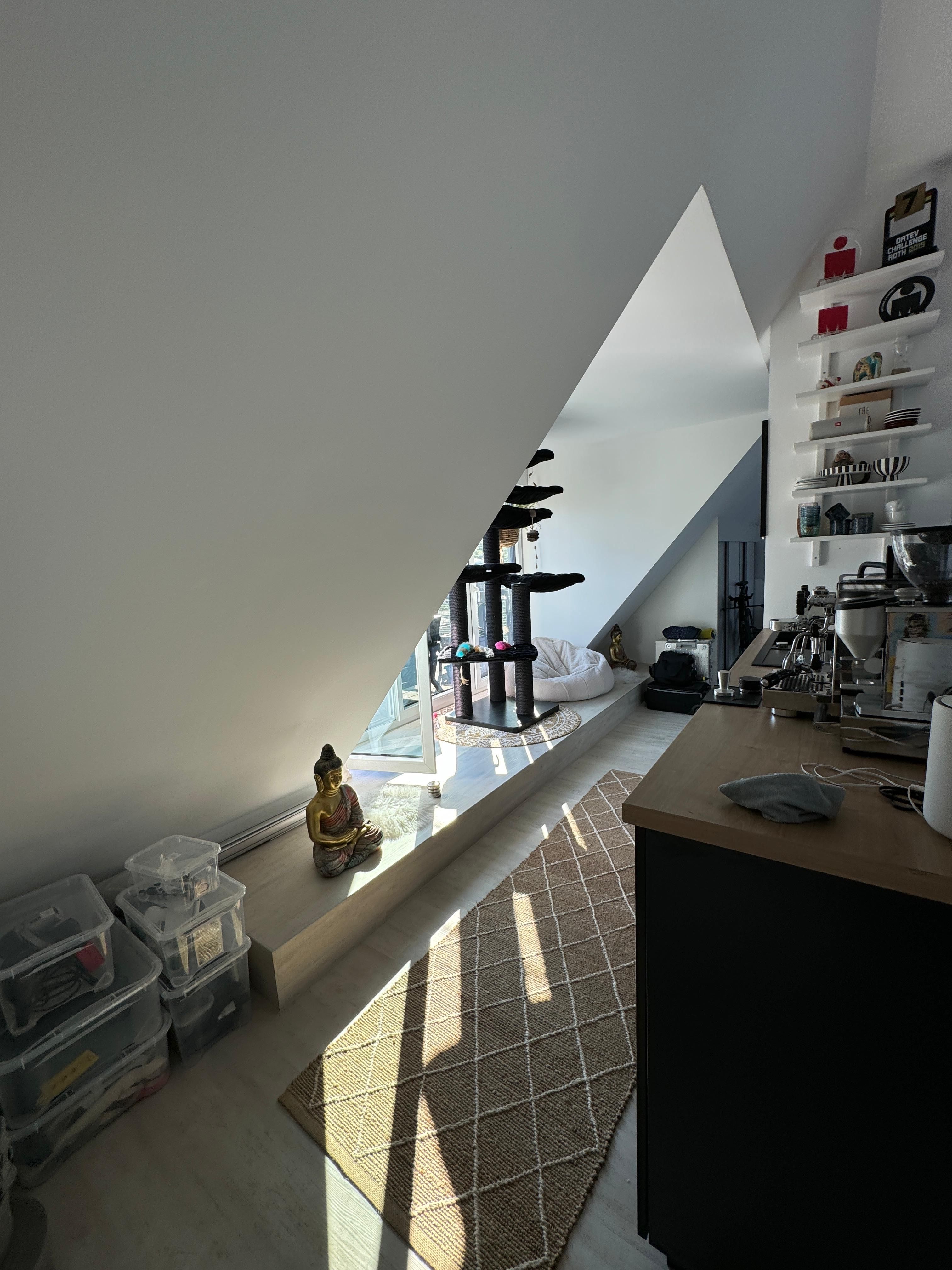 **Beautiful Maisonette Apartment In Prime Location In Cologne For Rent - **Beautiful Maisonette Apartment in Prime Location in Cologne for rent - Gallery - 7