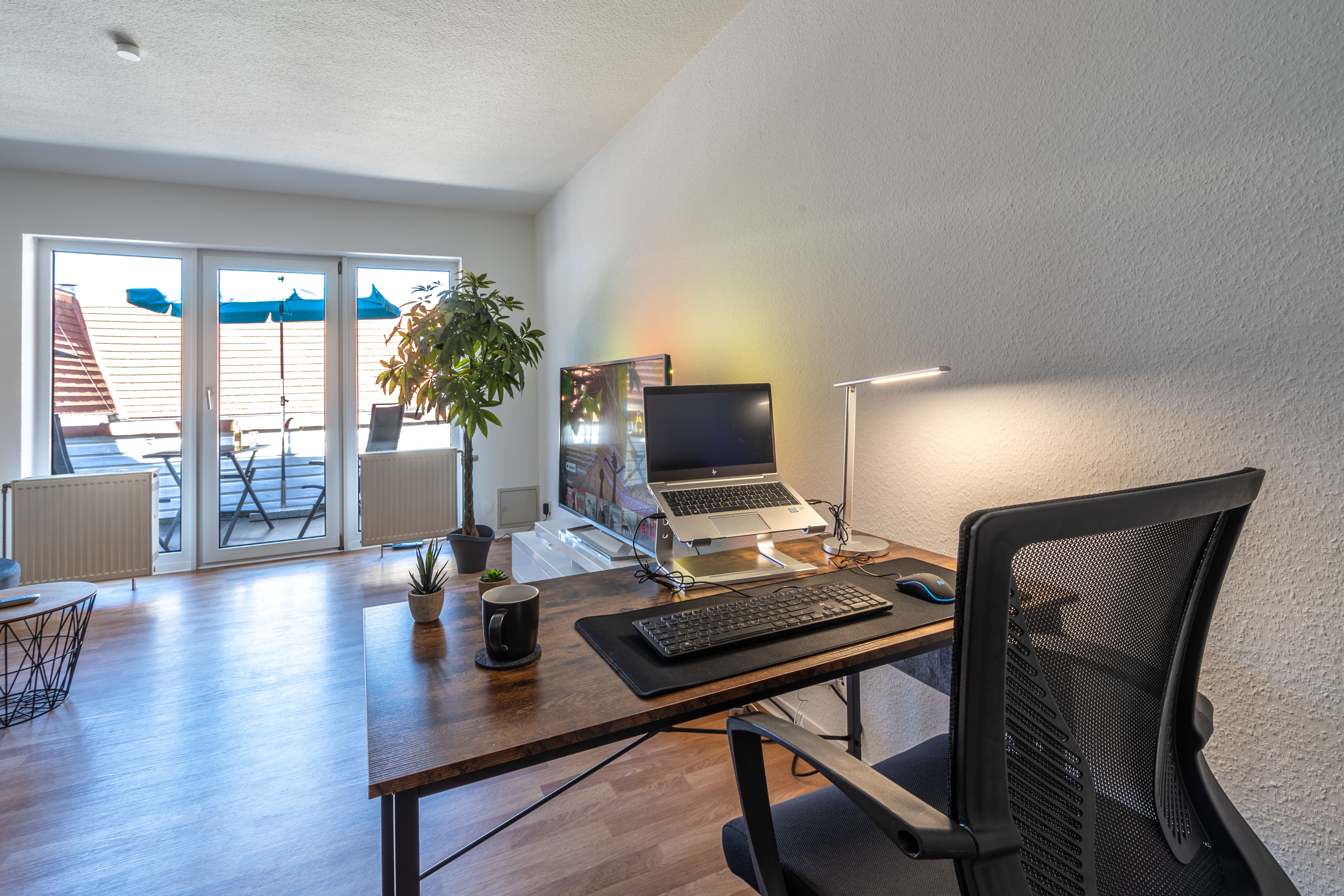  Stylish 2-Room Apartment 75m² Good Connection To Frankfurt | Balkony | Parking | Netflix  -  Stylish 2-Room Apartment 75m² good connection to Frankfurt | Balkony | Parking | Netflix  - Gallery -  15