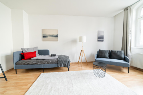 FullHouse | L10 | Washing Machine | Elevator | SmartTV