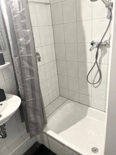 Quiet and nice Apartment 2 minutes from Duisburg central station