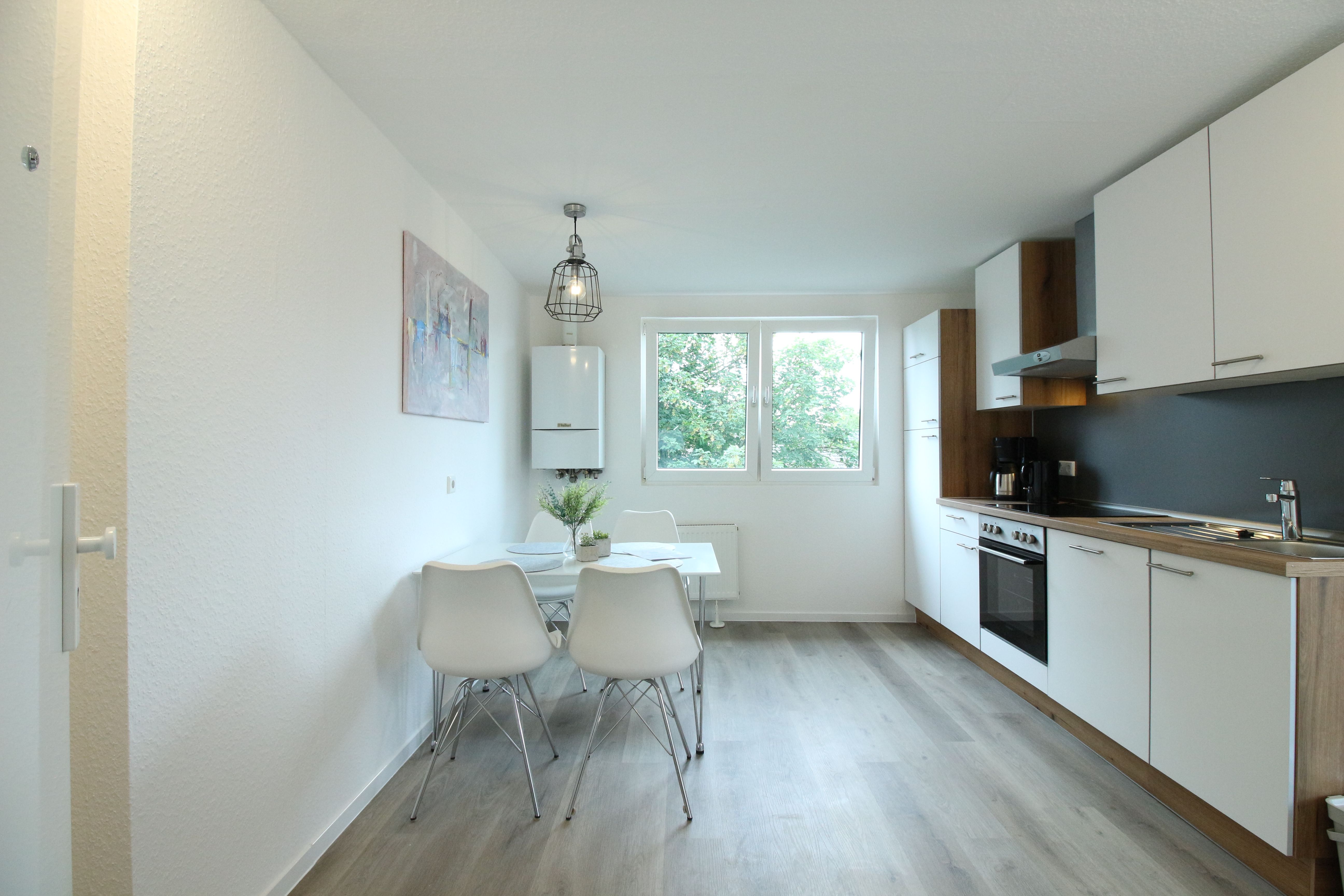  Bright, Beautiful Flat Located In Hilden  -  Bright, beautiful flat located in Hilden  - Gallery -  32