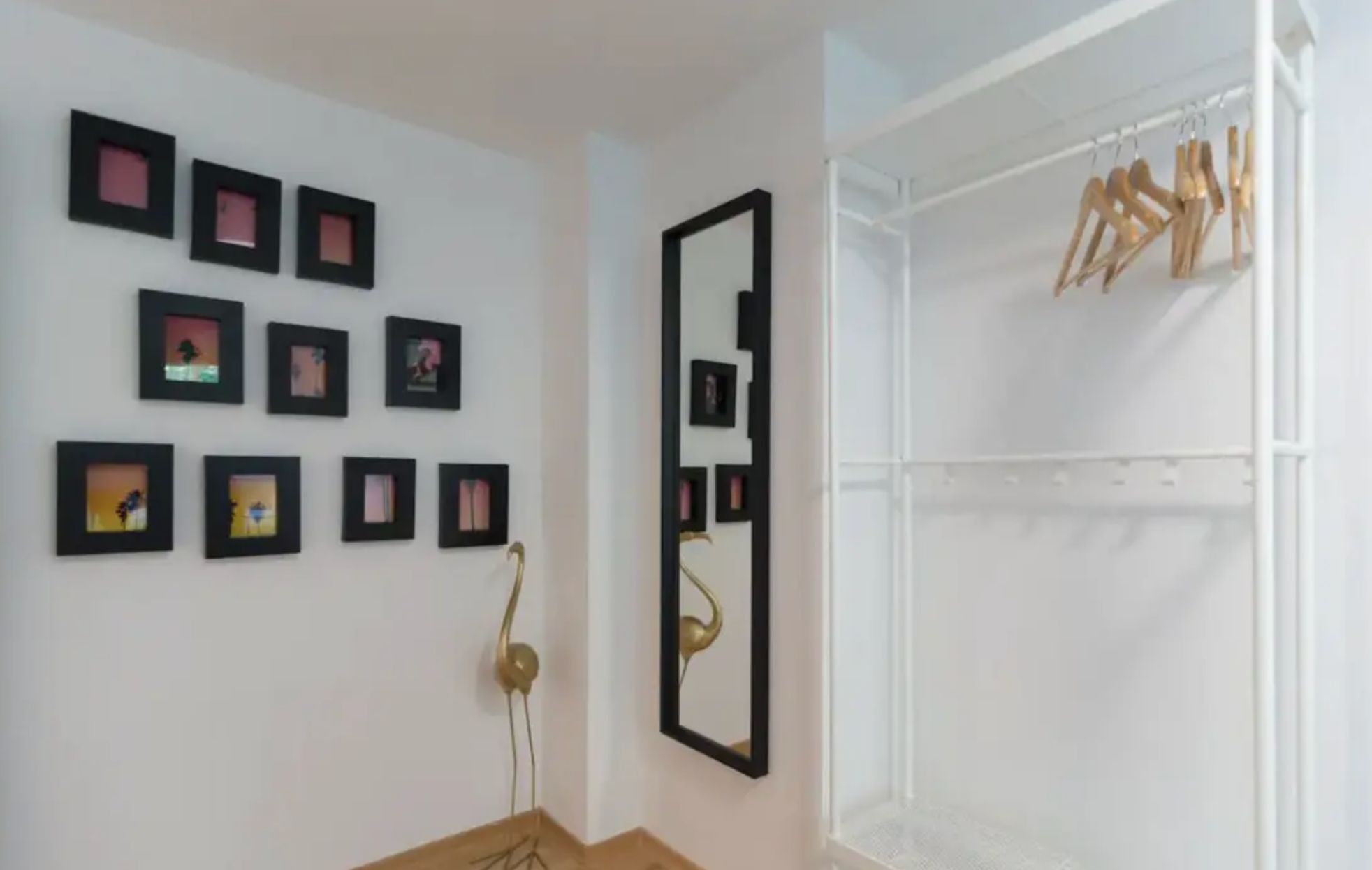 Exclusive, Quiet, And Cozy Room In The Apartment - 10