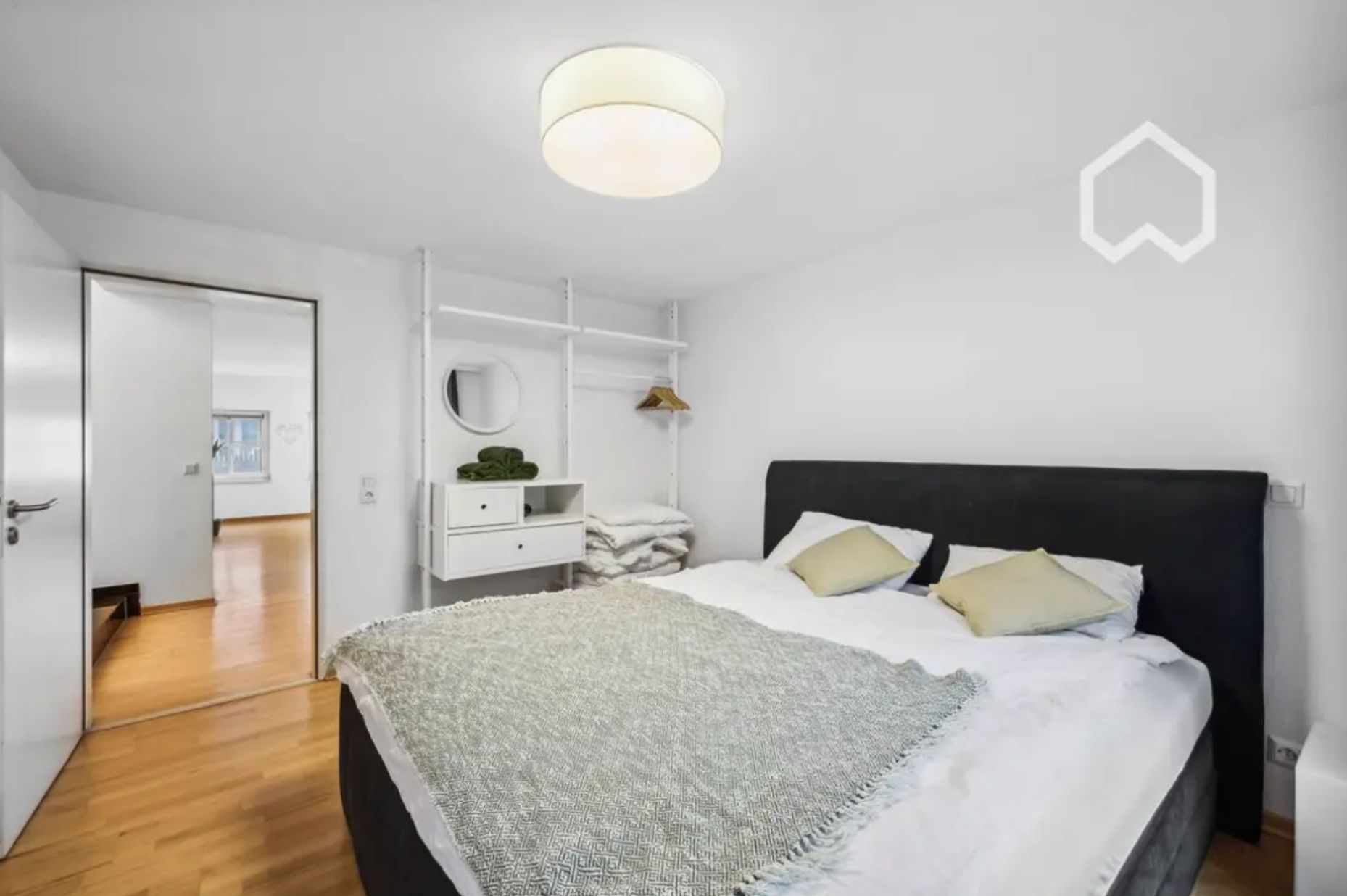 Exclusive, Quiet, And Cozy Room In The Apartment - 12