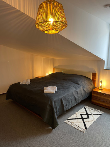 New & wonderful Apartment