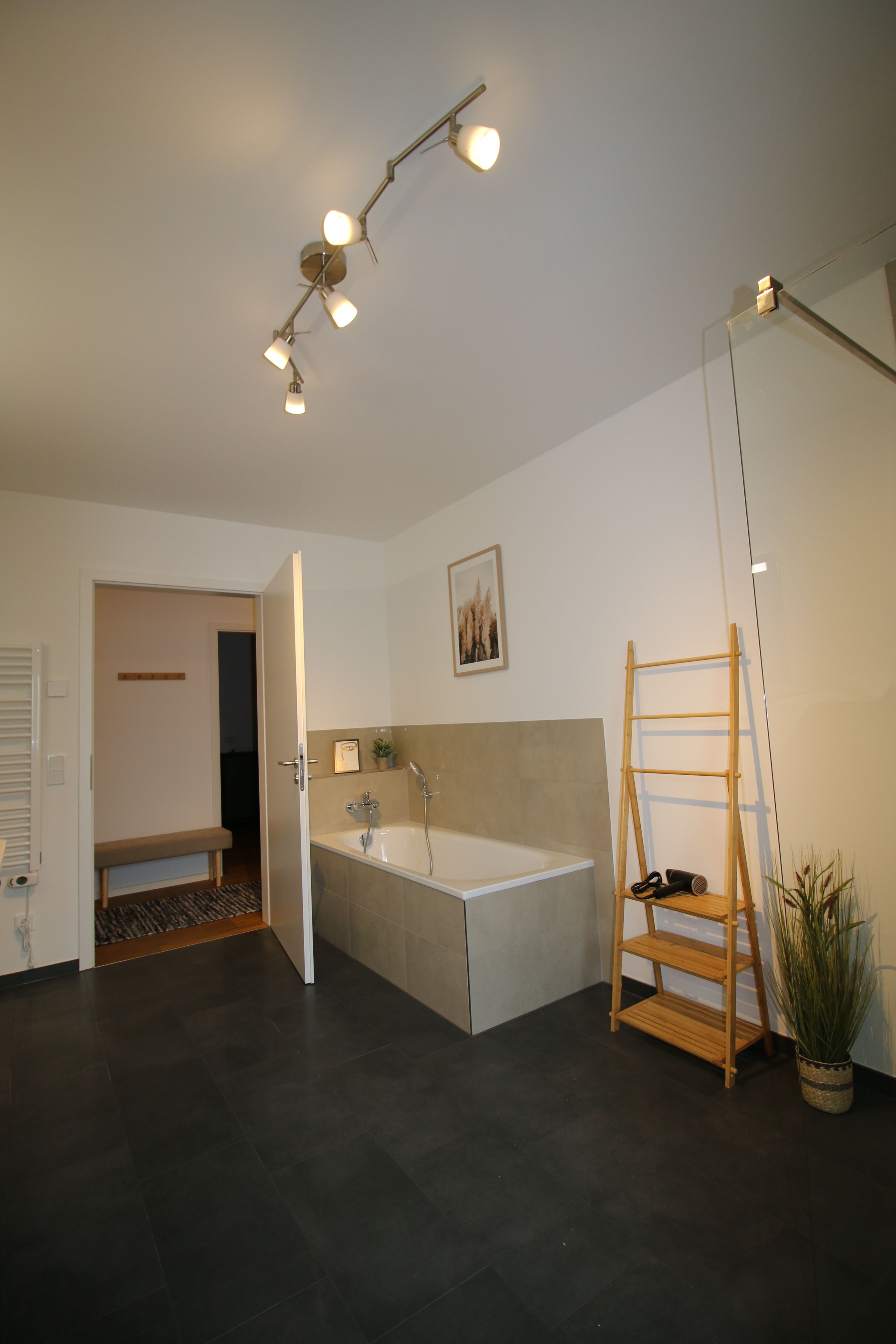 Fashionable Suite Located In Winsen (Luhe) - 9
