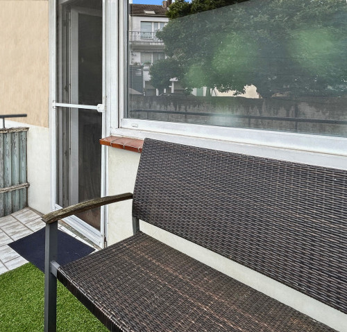 Relax Oasis with 65 SmartTV, Kitchen and Balcony - Gallery - 13