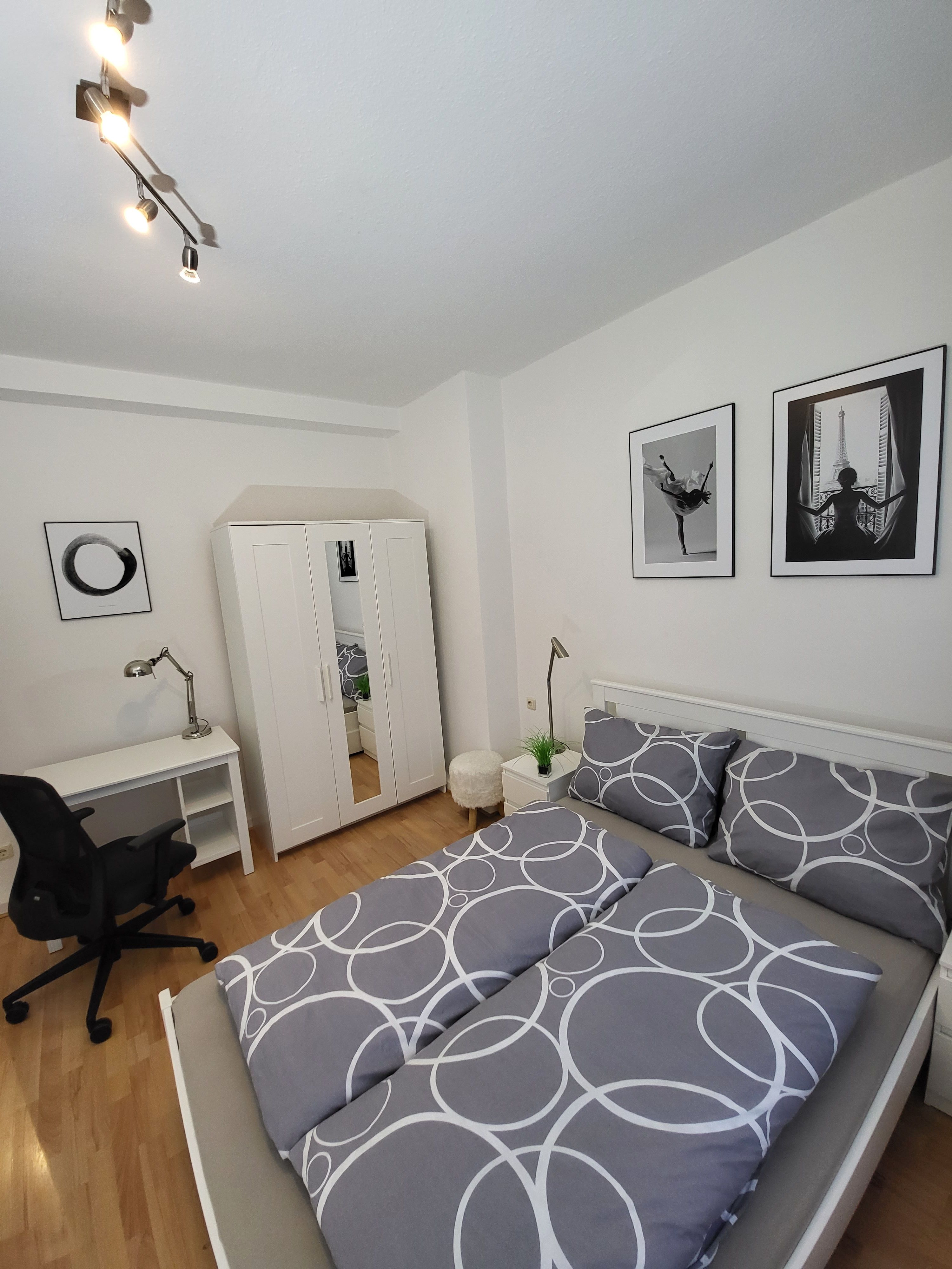 Duisburg Close To Düsseldorf Airport & Messe / Fair - 20Min  -  Duisburg close to Düsseldorf Airport & Messe / Fair - 20Min  - Gallery -  19