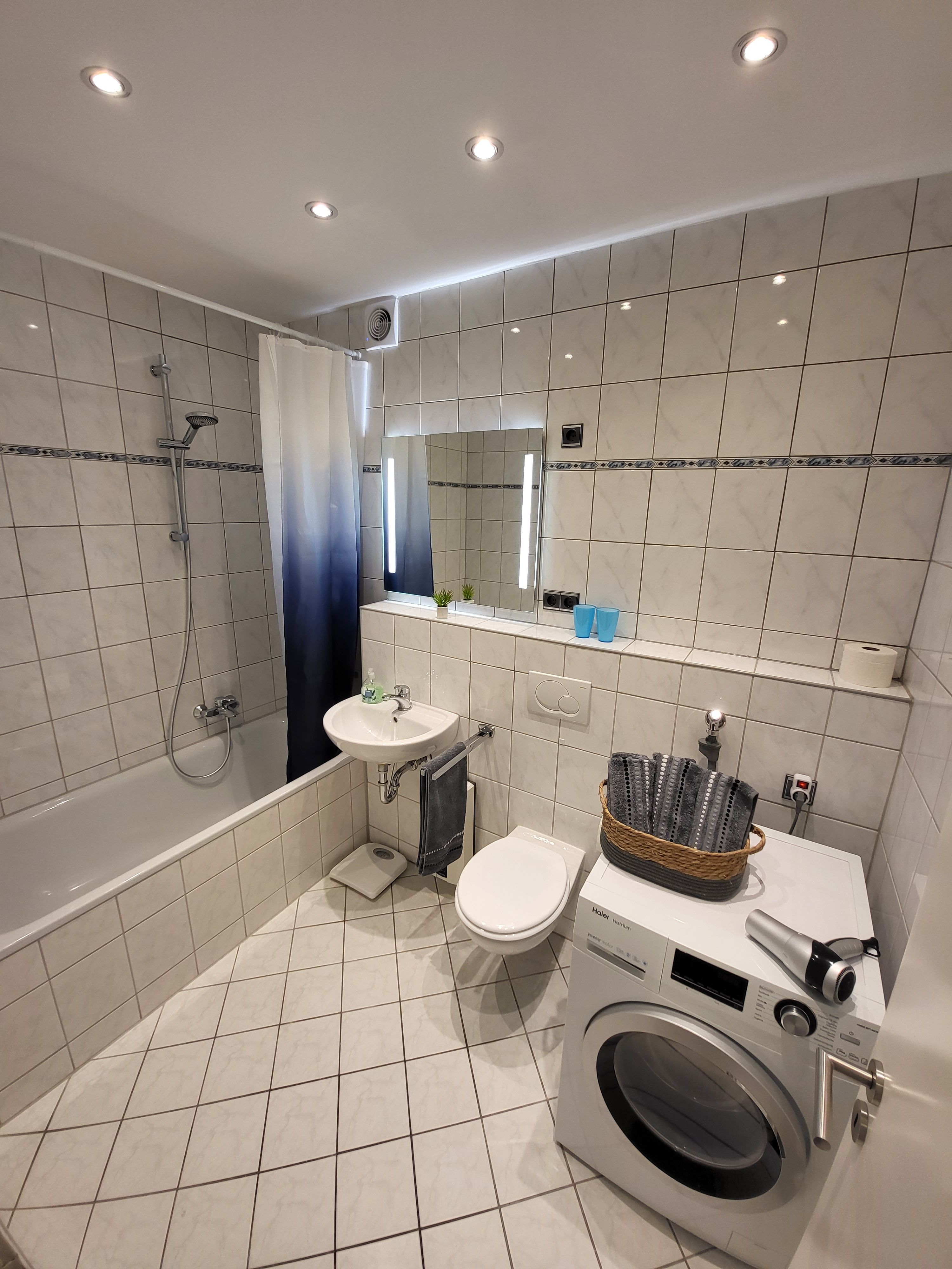  Duisburg Close To Düsseldorf Airport & Messe / Fair - 20Min  -  Duisburg close to Düsseldorf Airport & Messe / Fair - 20Min  - Gallery -  12