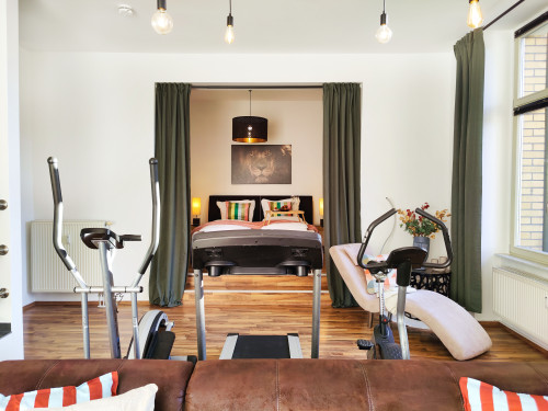Premium loft for long-term rental – Exclusive living with fitness & cinema