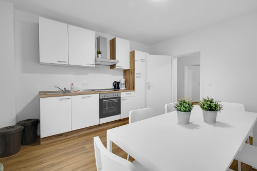 Fully equipped three bedroom apartment with balcony - Gallery - 6