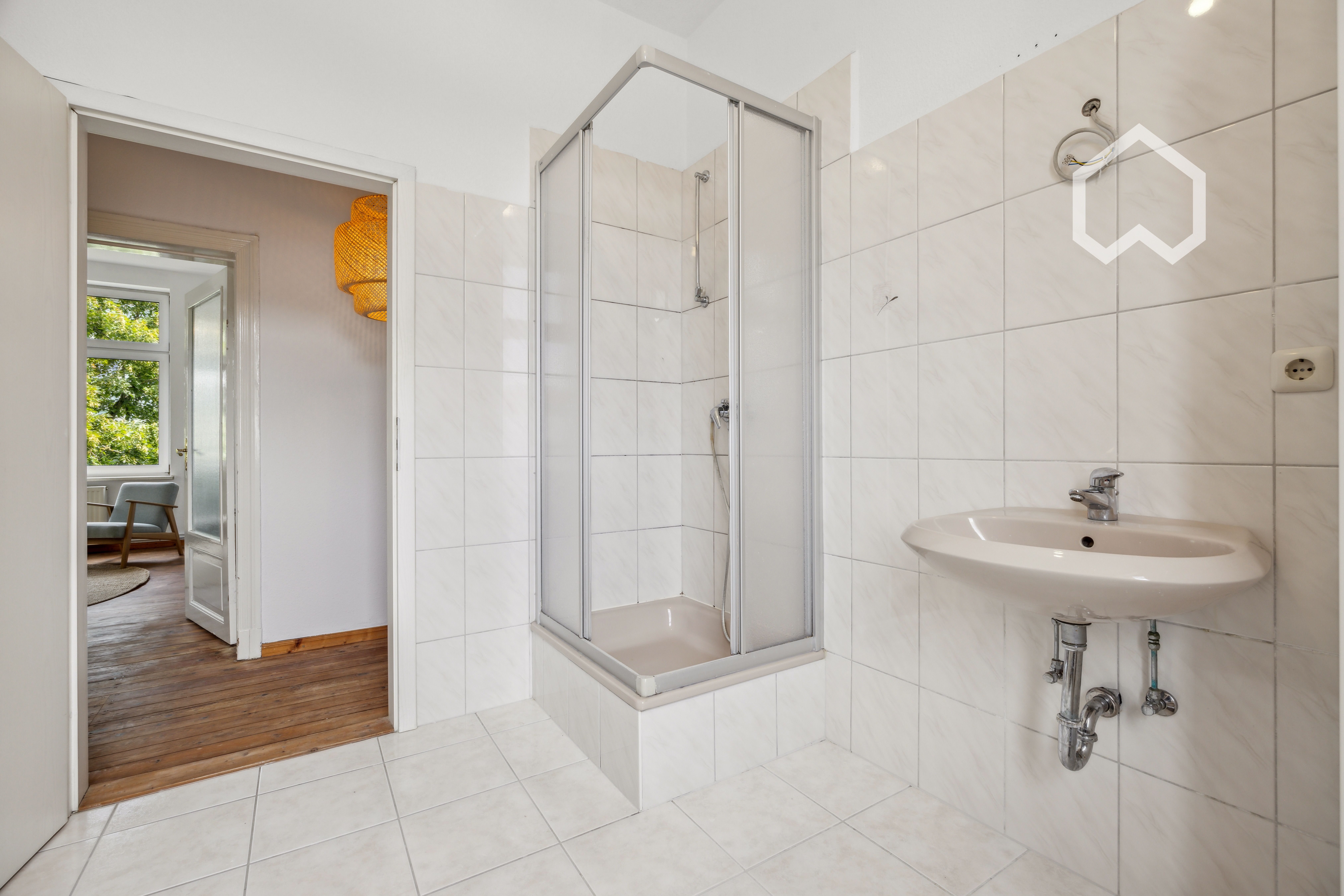 Attractive 60 Sqm Apartment In Rostock's Sought-After Budapester Straße - 11