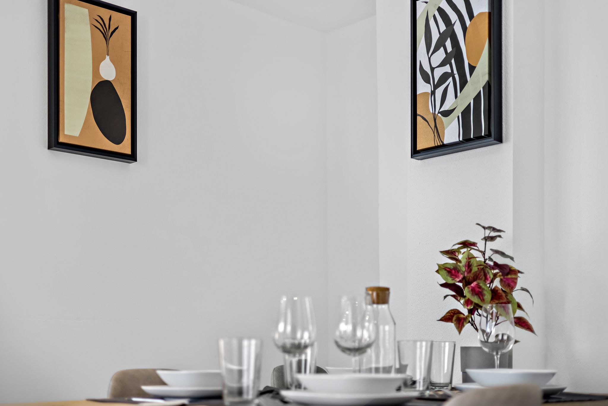 LUXOMES - Spacious Studio For 4 - Kitchen - Parking - 4