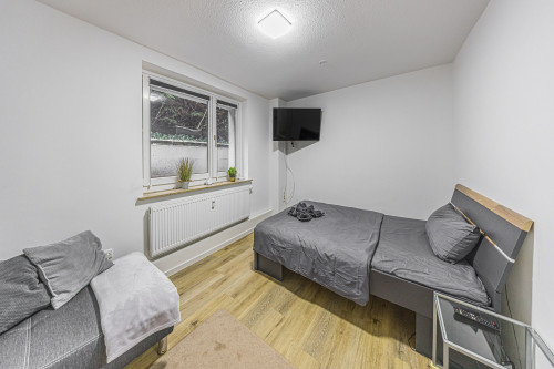 Modern apartment at the Leipzig Trade Fair – furnished with private parking - Gallery - 11