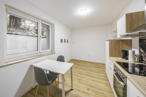 Modern apartment at the Leipzig Trade Fair – furnished with private parking