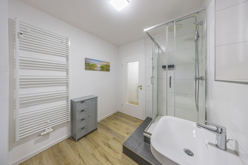 Modern apartment at the Leipzig Trade Fair – furnished with private parking - Gallery - 33