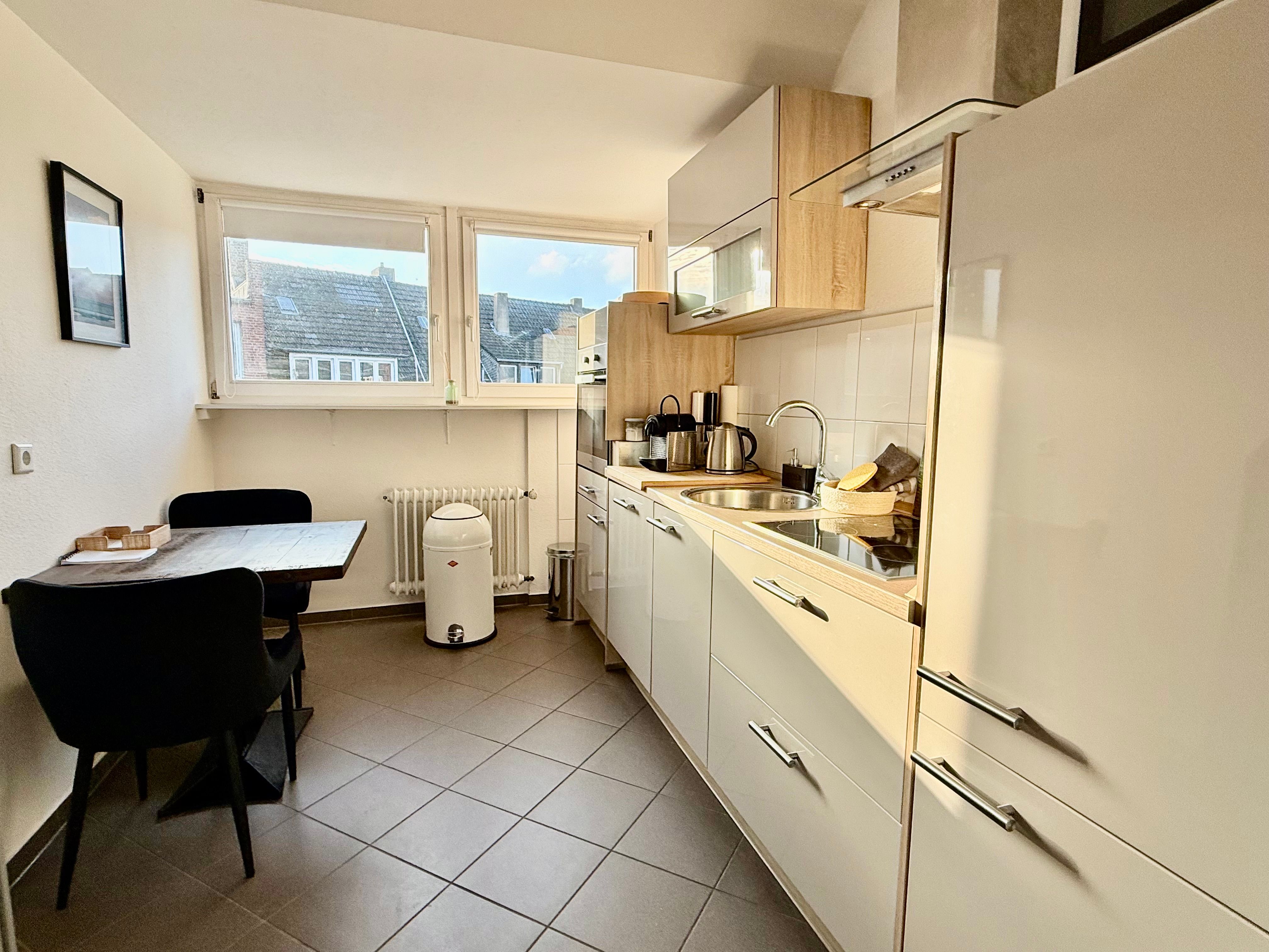 Modern Bright 3-Room Apartment In Central Neuss (approx. 75 M²) – Apartment With All Utlites Include - 6