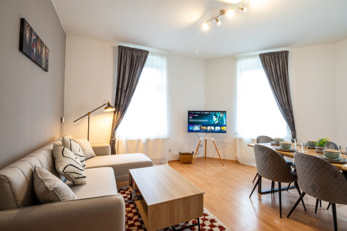 StadtNatur Apartment at Küchwald - with balcony, streaming TV, bathtub, workplace - Gallery - 5