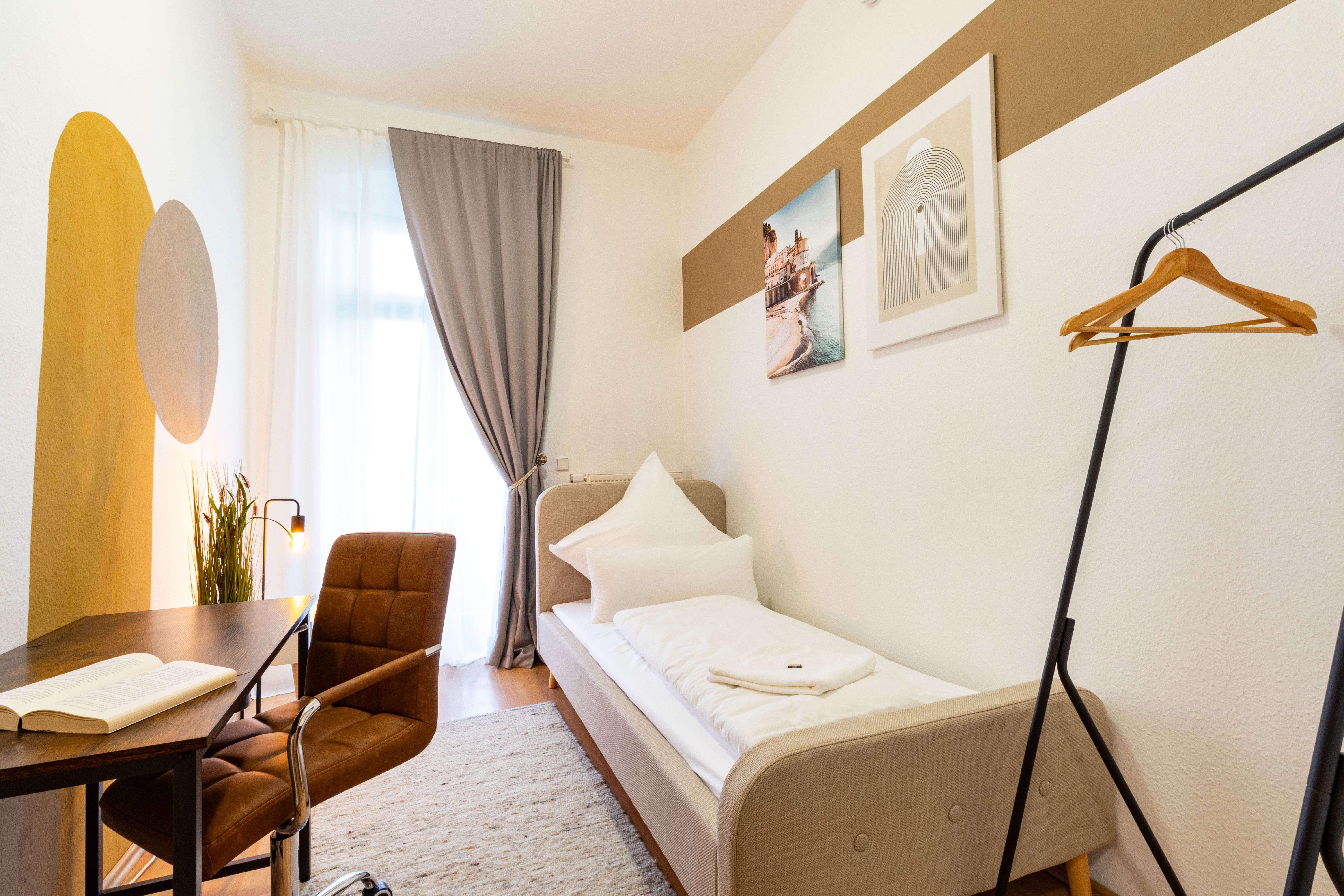 StadtNatur Apartment At Küchwald - With Balcony, Streaming TV, Bathtub, Workplace - 6