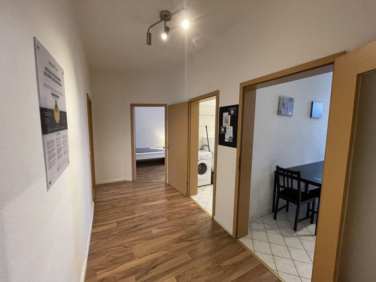 Halle (Saale)Apartment Near The S-Bahn - 1