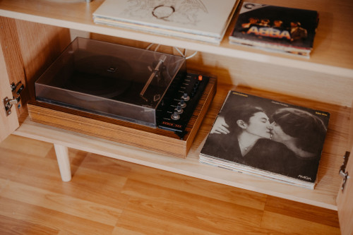 Elegant | 2 Rooms | Balcony | 2 Smart TVs