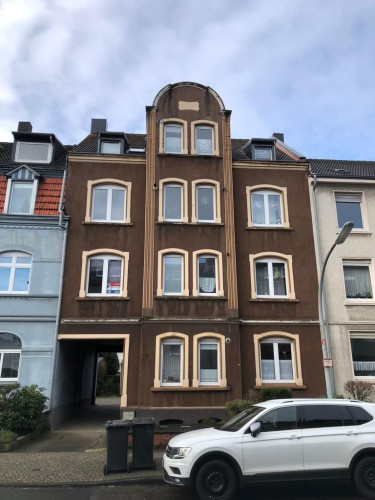 Old building apartment for high demands