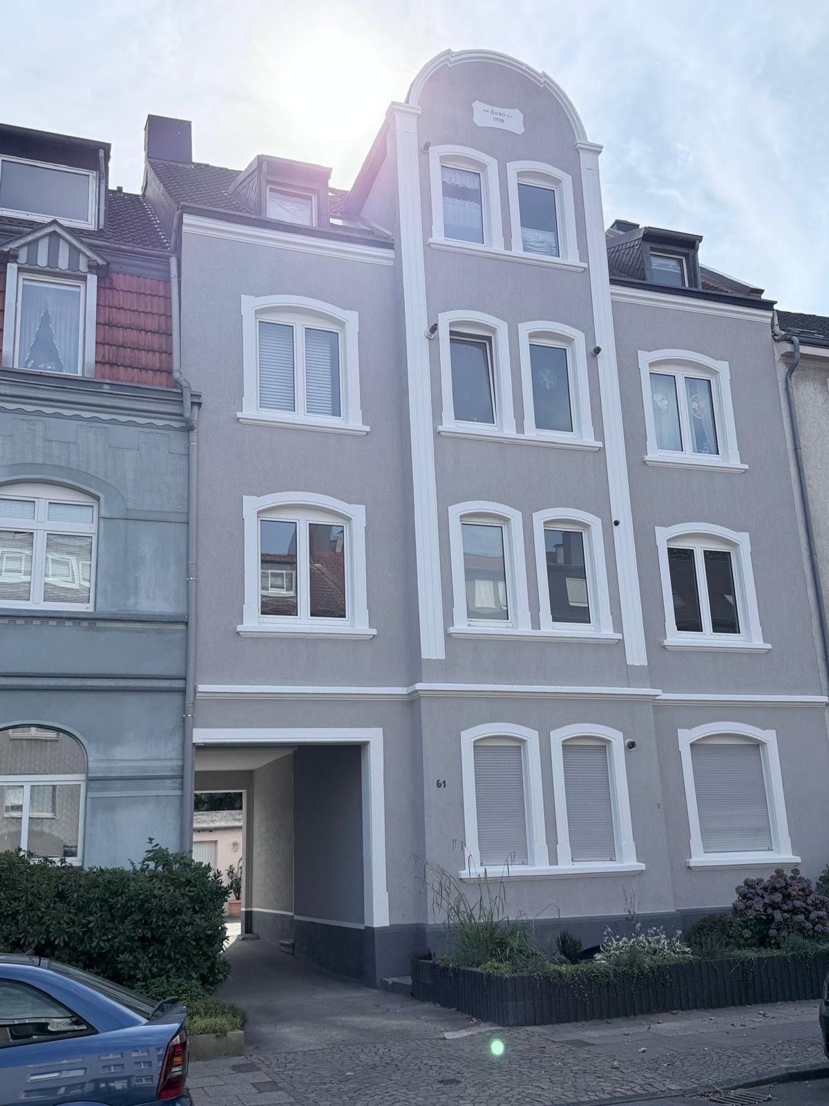 Old Building Apartment For High Demands - 3
