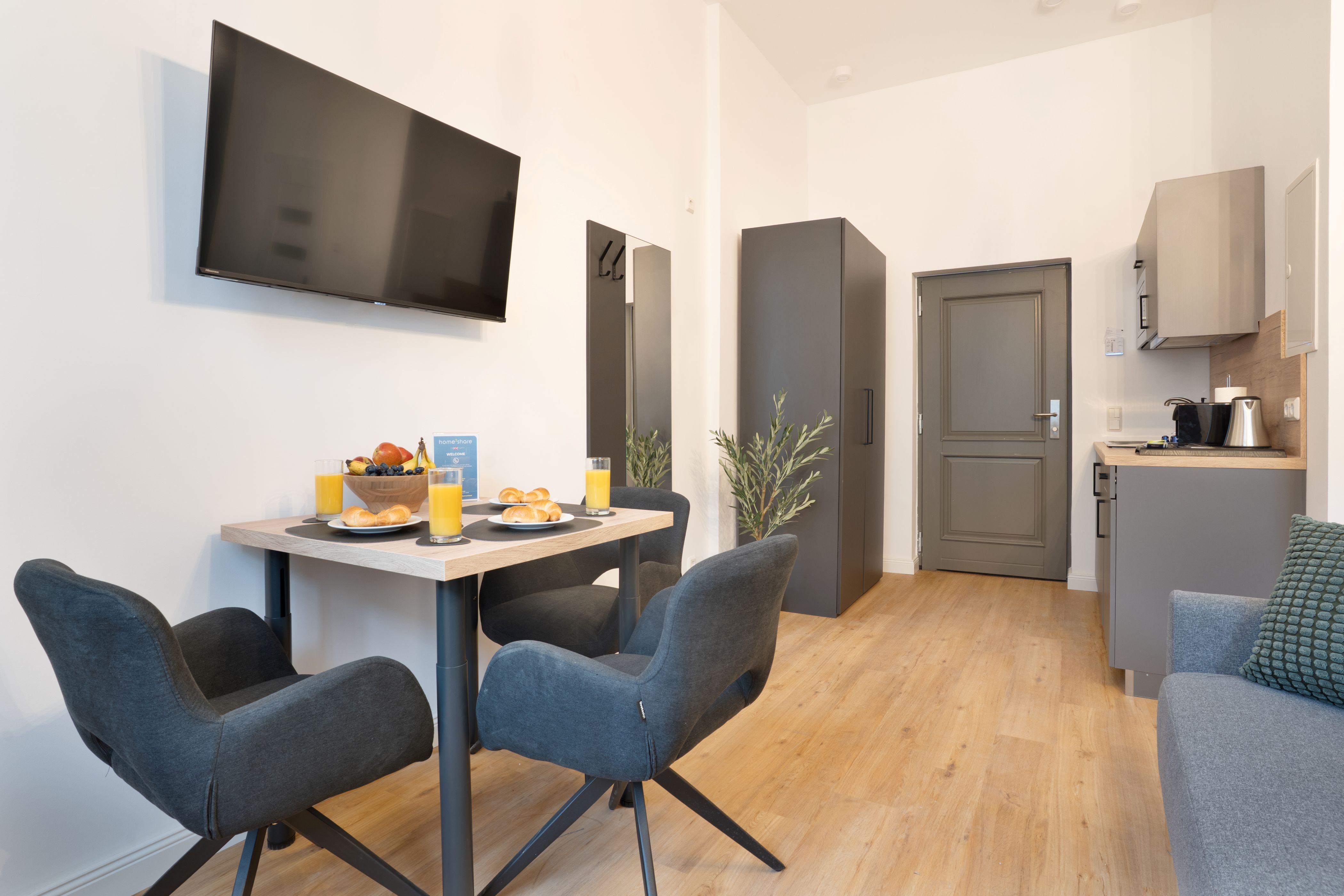 Premium Studio Close To City Center | Kitchen | Wi-Fi - 22