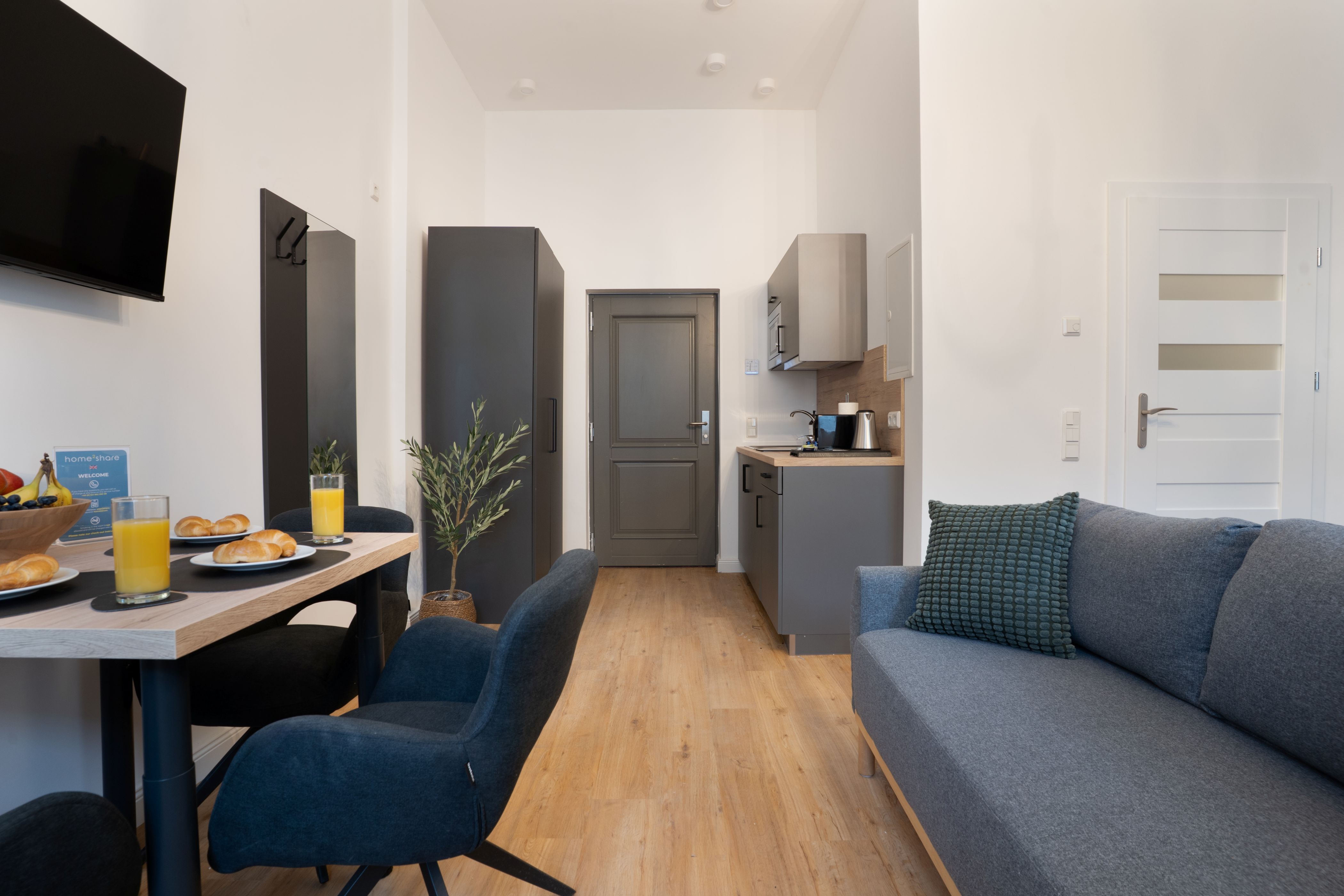 Premium Studio Close To City Center | Kitchen | Wi-Fi - 25