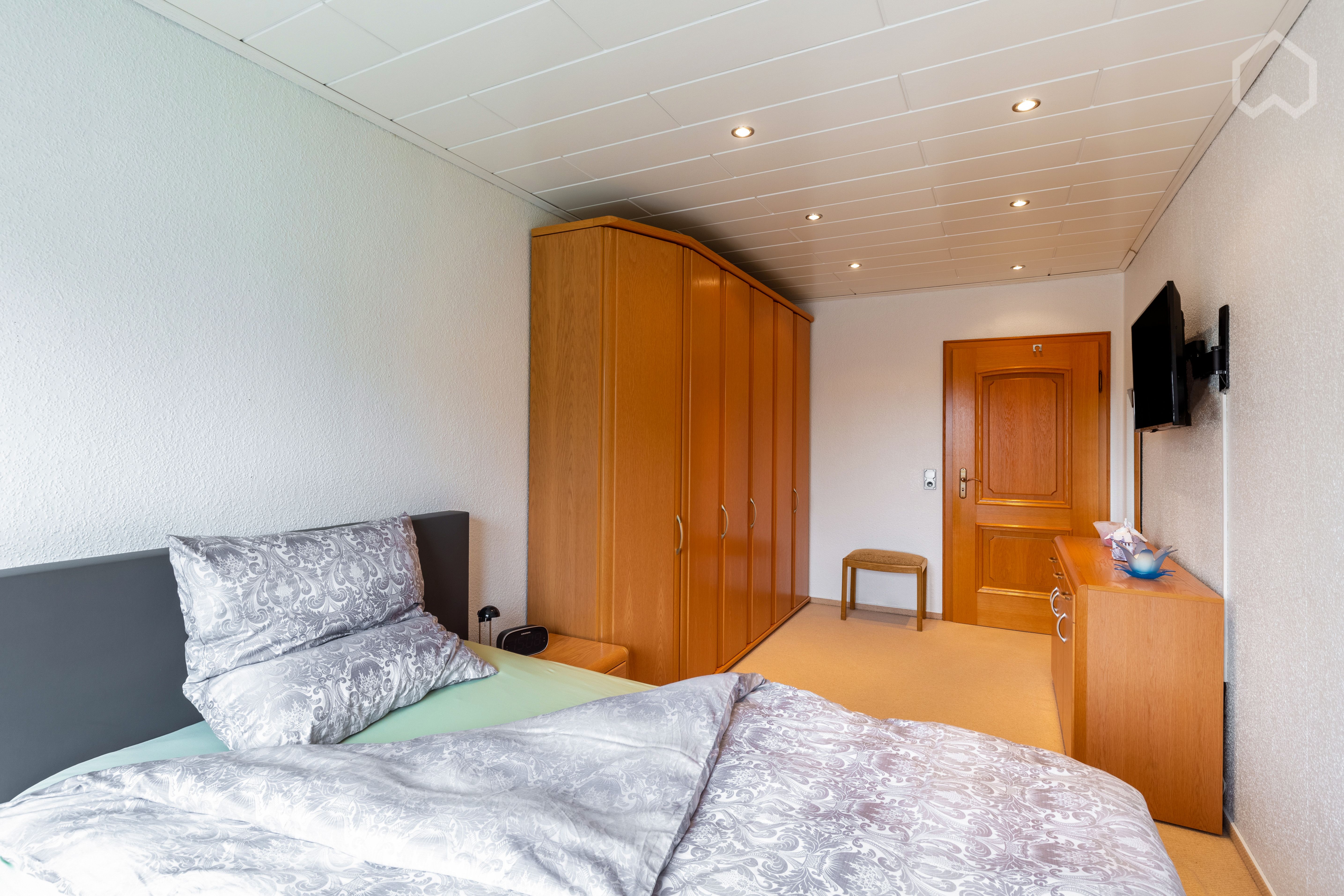 Bright & Pretty Apartment In Quiet Street - 5
