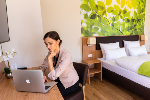Bright & new serviced apartment, Ingolstadt