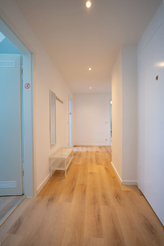 Modern Studio Apartment – 61 m² Near the City Center in Remscheid – Fully Furnished, No Deposit, Cleaning Service, City Registration! - Gallery - 18