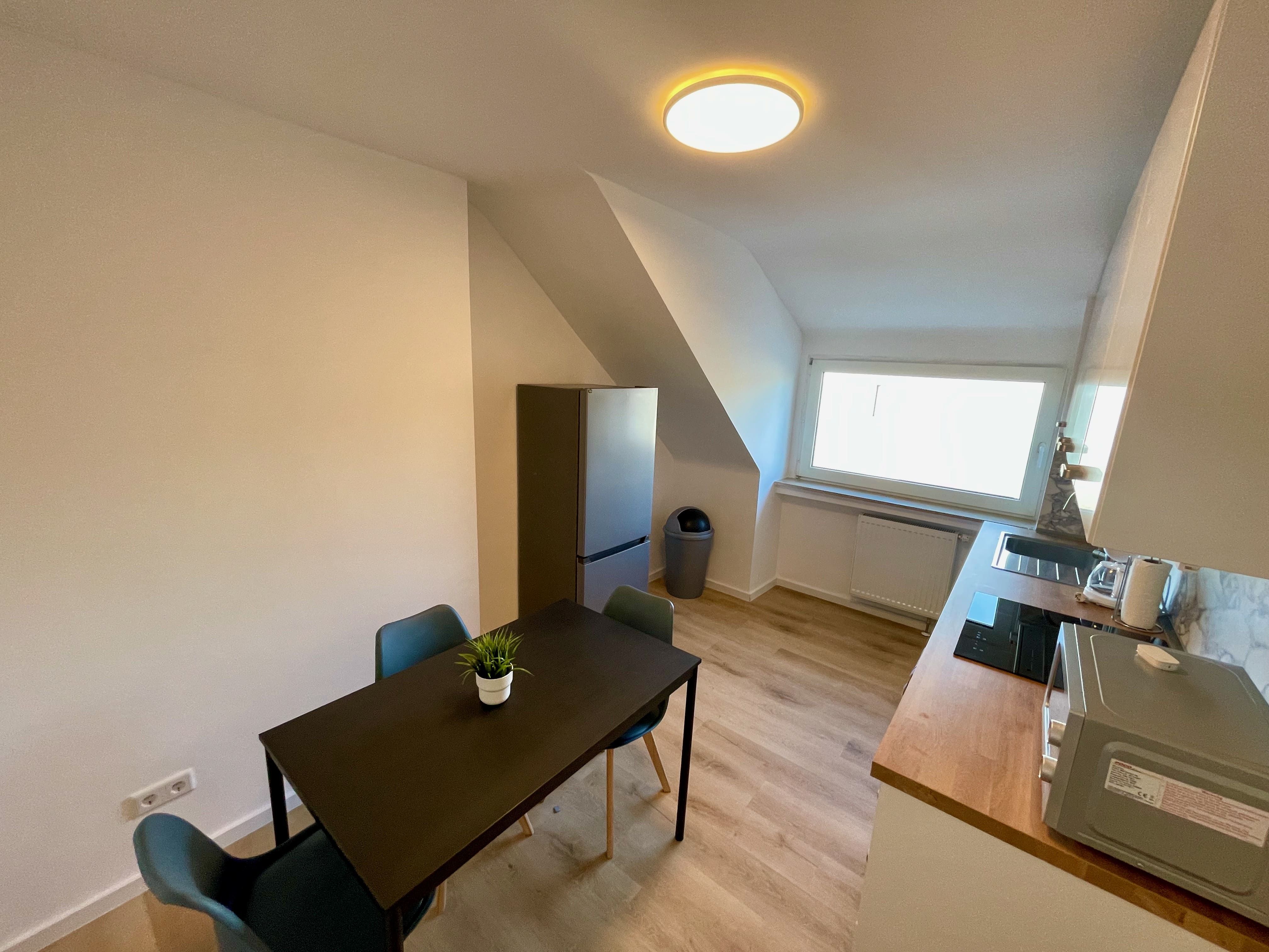 Modern Studio Apartment – 61 M² Near The City Center In Remscheid – Fully Furnished, No Deposit, Cle - 6