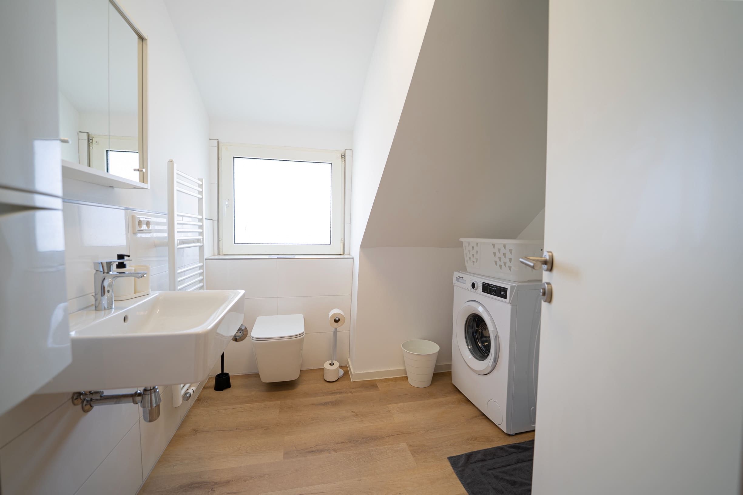 Modern Studio Apartment – 61 M² Near The City Center In Remscheid – Fully Furnished, No Deposit, Cle - 31
