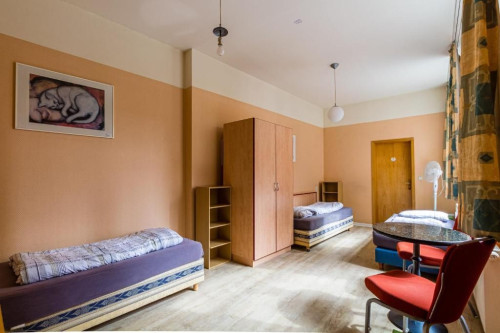 Gemütliches Apartment mit 3 Einzelbetten – zentrumsnah & voll ausgestattet