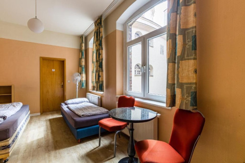 Gemütliches Apartment mit 3 Einzelbetten – zentrumsnah & voll ausgestattet