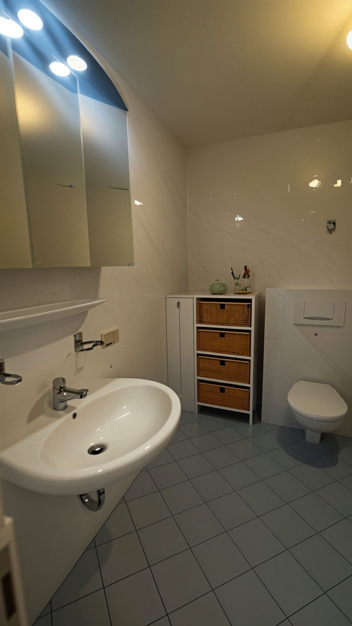 Spacious Apartment With 2 Bedrooms In Alzey With Parking Spot - 2