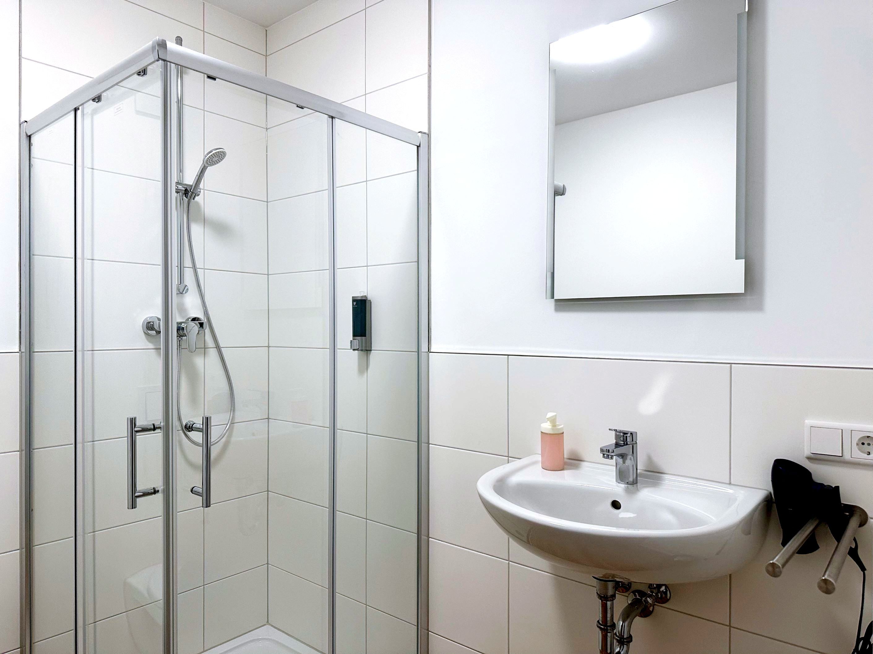Cozy Double Bed Studio With Kitchen - Cozy Double bed studio with Kitchen - Gallery - 1