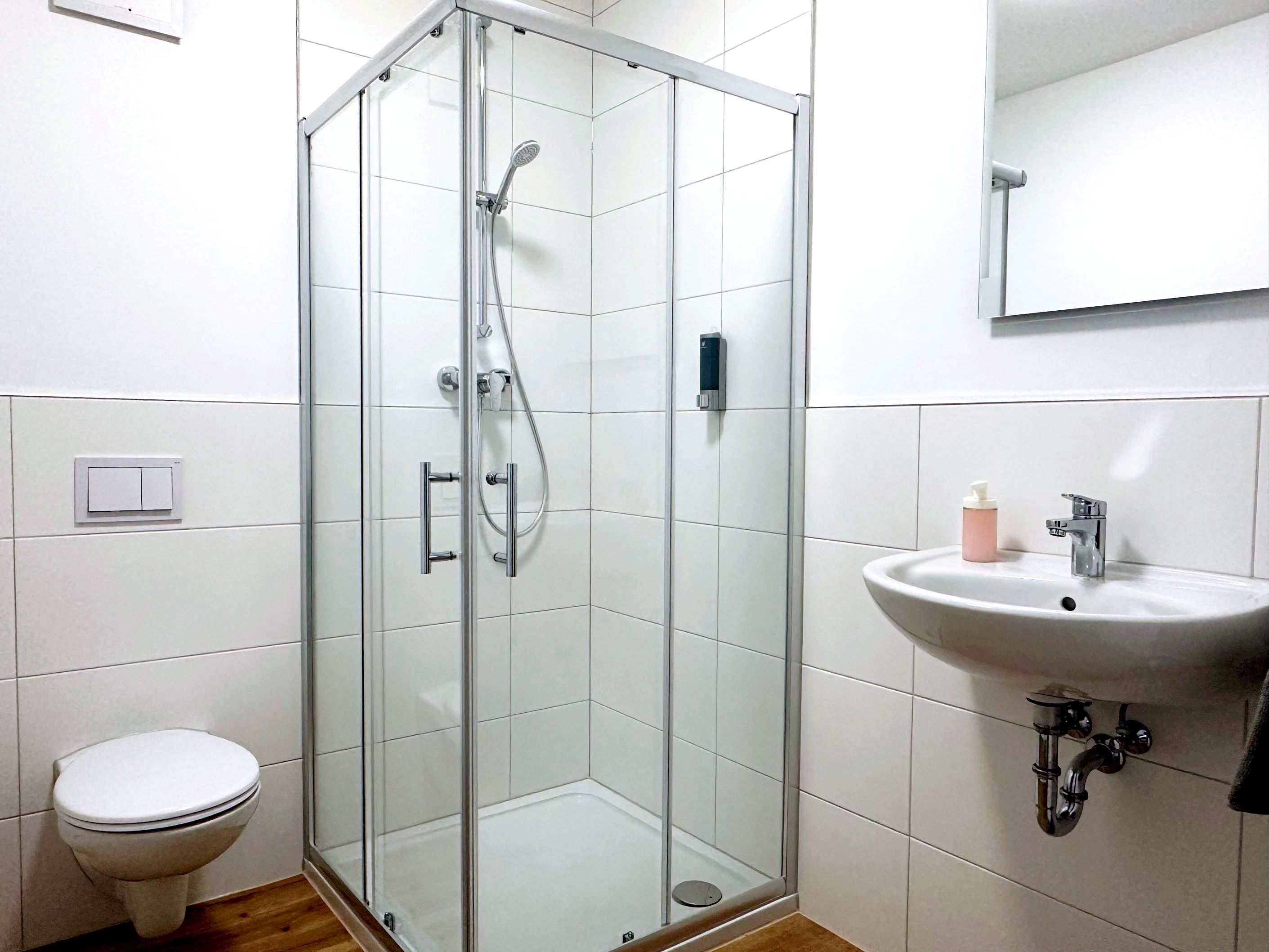 Cozy Double Bed Studio With Kitchen - Cozy Double bed studio with Kitchen - Gallery - 2