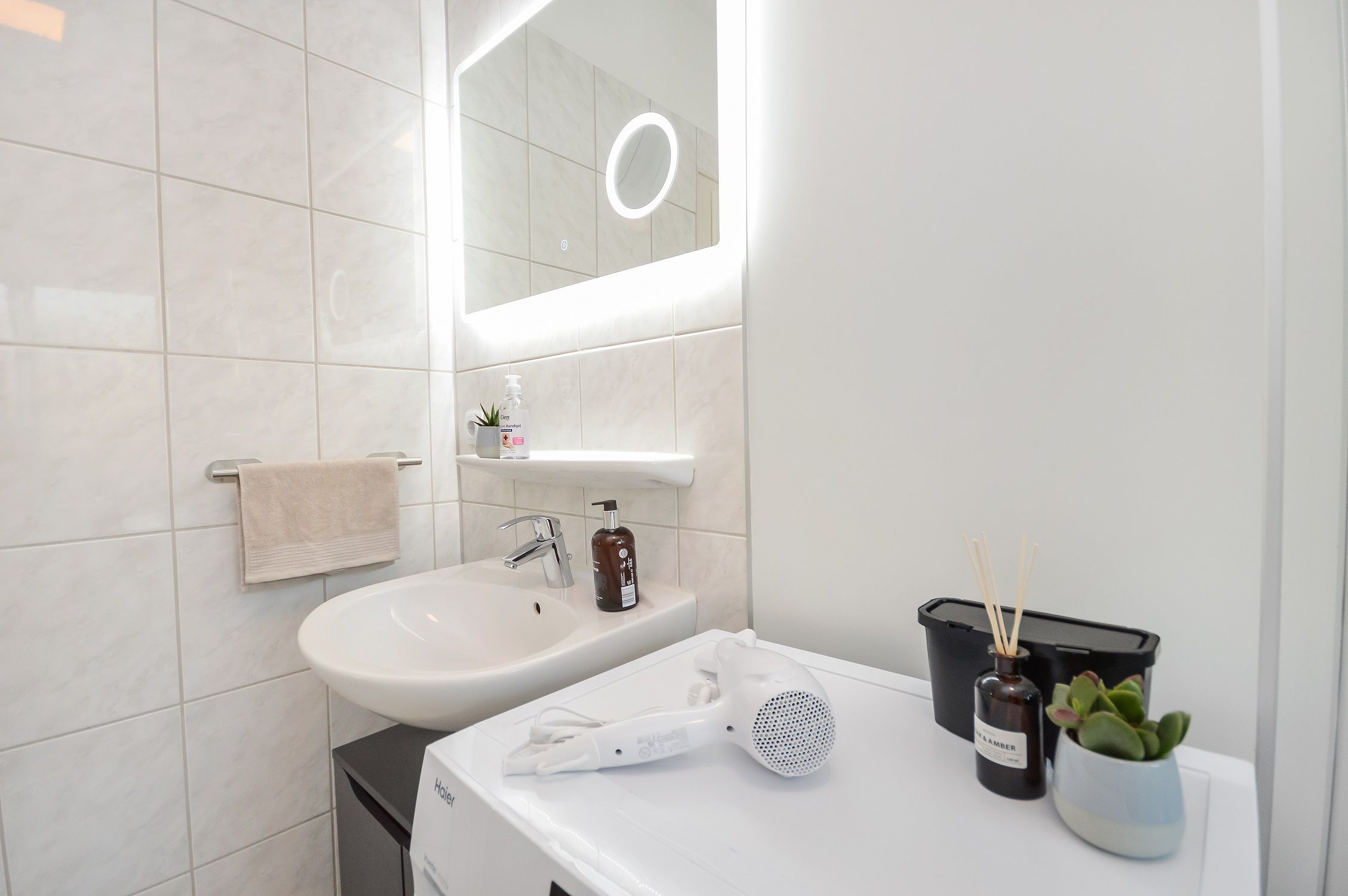Cozy & Stylish Apartment | Kitchen | Wifi | TV - Cozy & stylish apartment | Kitchen | Wifi | TV - Gallery - 7